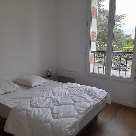 Appart Dans Petit Chateau En Centre Ville Lagny-sur-Marne Exterior photo