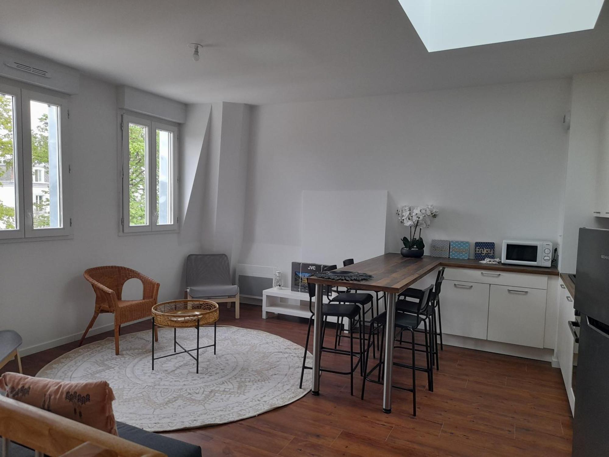 Appart Dans Petit Chateau En Centre Ville Lagny-sur-Marne Exterior photo