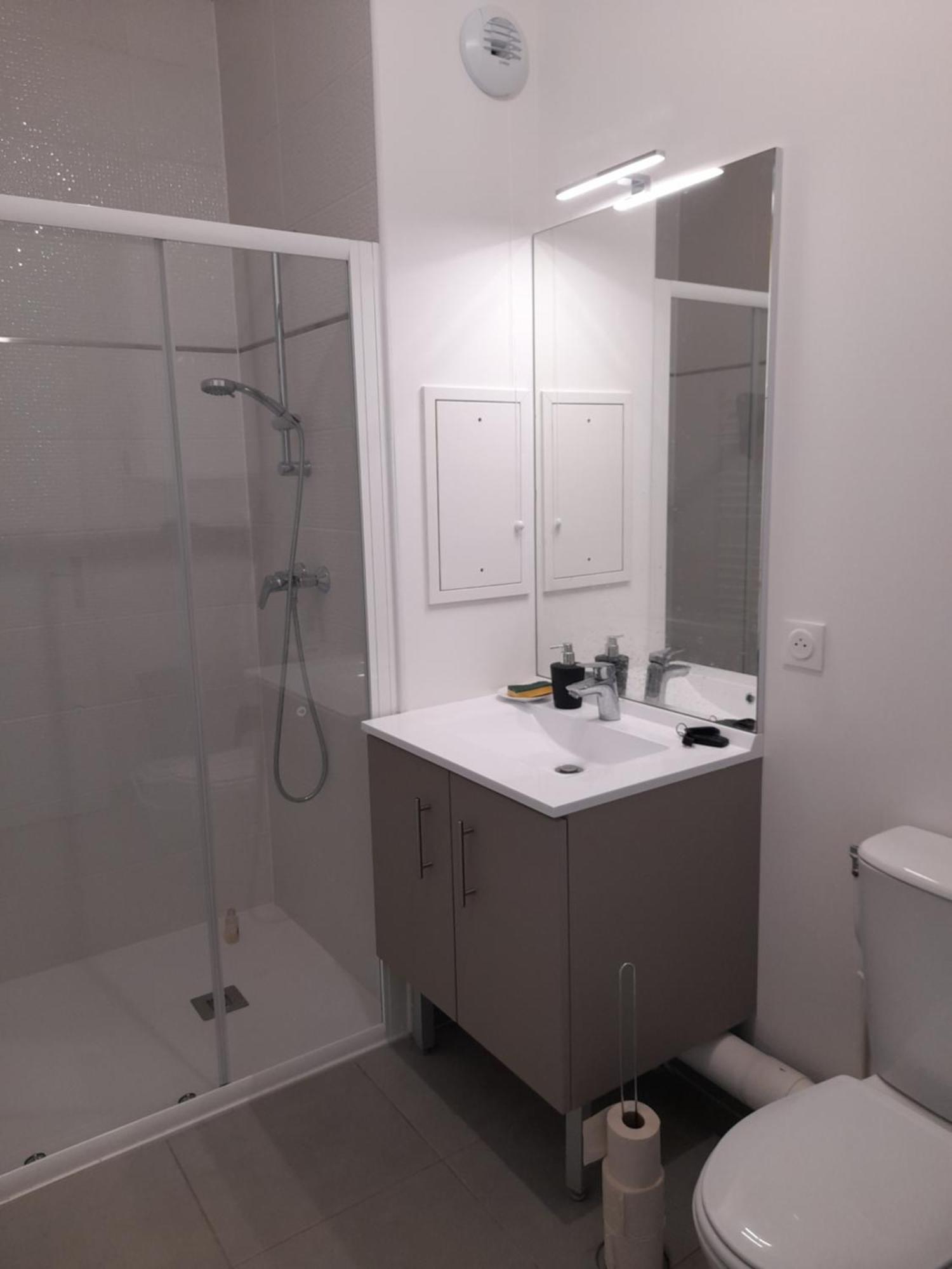 Appart Dans Petit Chateau En Centre Ville Lagny-sur-Marne Exterior photo