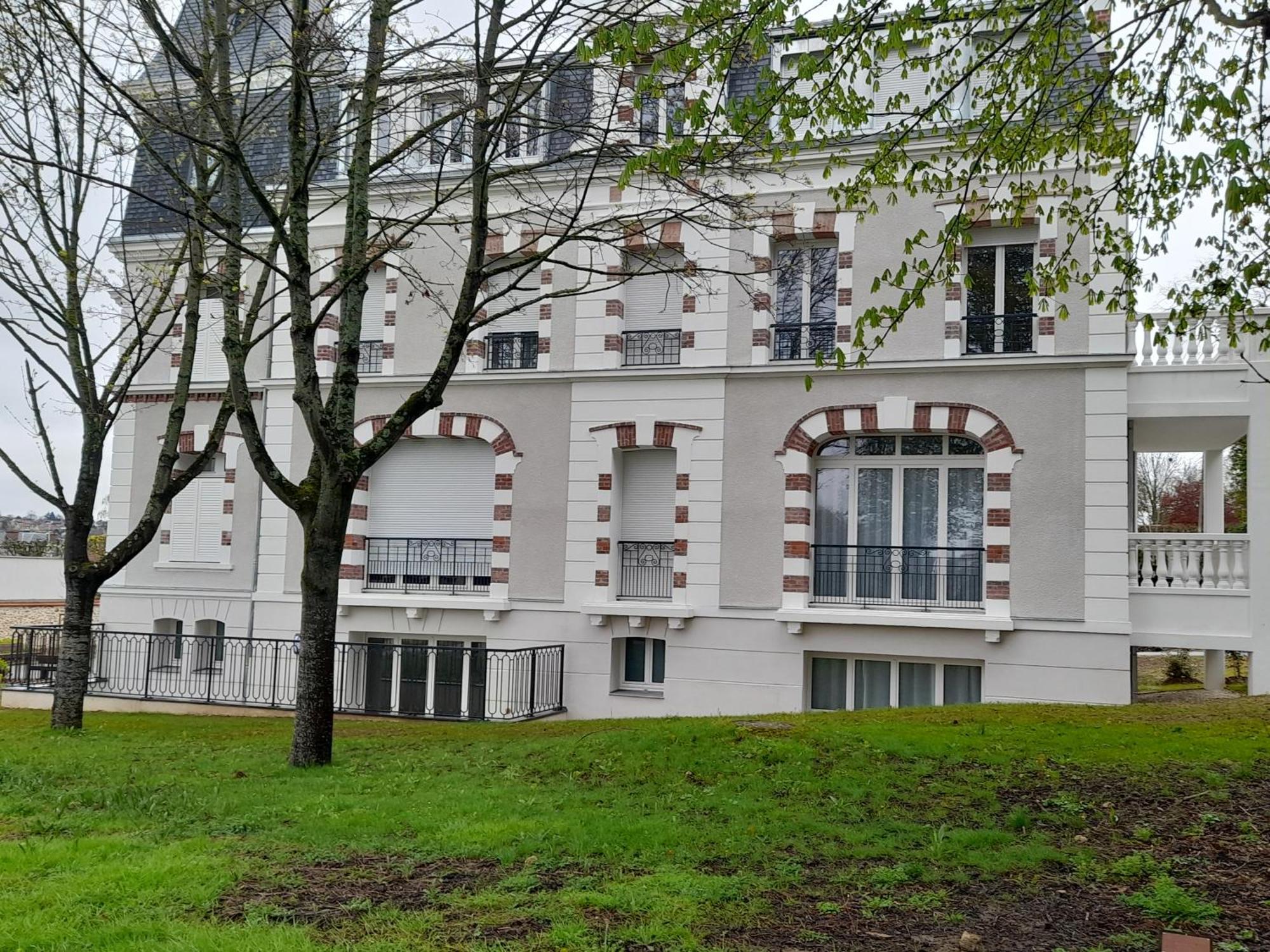 Appart Dans Petit Chateau En Centre Ville Lagny-sur-Marne Exterior photo